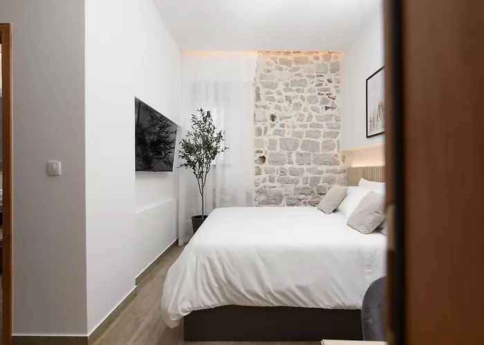 Old Town Zadar- Great Location