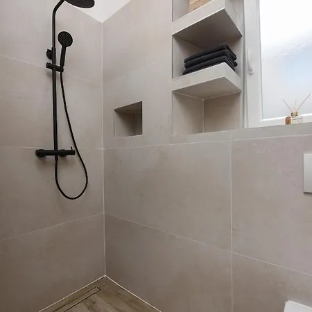 New!beautiful Modern Bedrooms And Old Town Zadar- Great Location