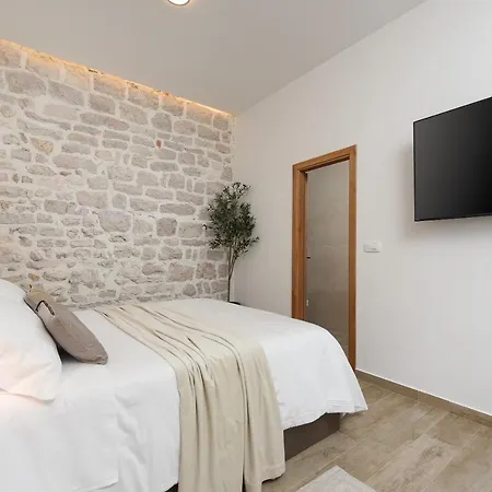 Apartment New!beautiful Modern Bedrooms And Old Town Zadar- Great Location *