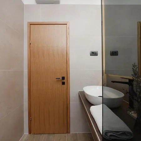 Apartment New!beautiful Modern Bedrooms And Old Town Zadar- Great Location
