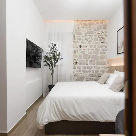 New!beautiful Modern Bedrooms And Old Town Zadar- Great Location